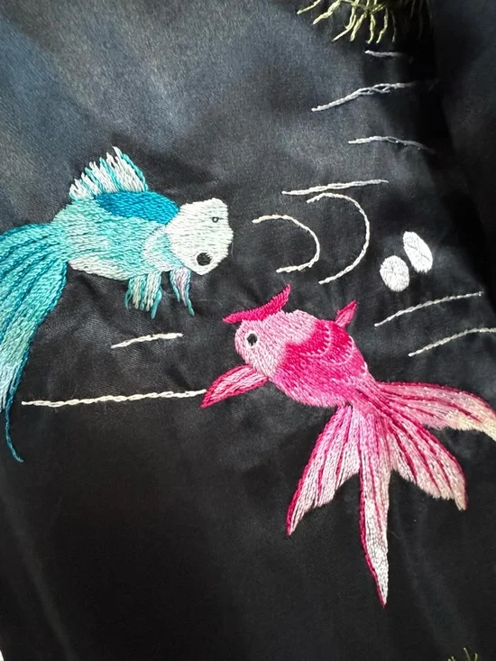 Vintage koi fish Chinese embroidered jacket M more info soon - Picture 5 of 5
